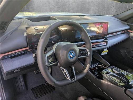 2025 BMW i5 eDrive40