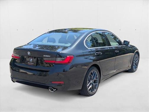 2025 BMW 330 i xDrive