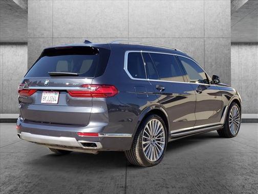 Photo 5 of 26 of 2019 BMW X7 xDrive50i