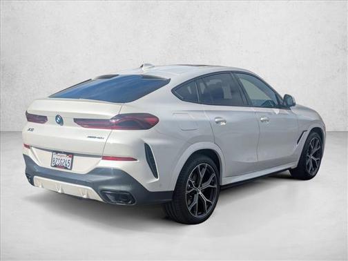 2022 BMW X6 xDrive40i