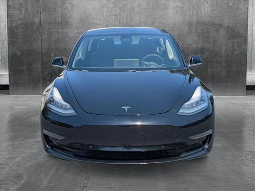 2019 Tesla Model 3 Mid Range