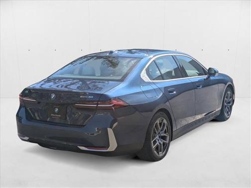2026 BMW i5 eDrive40