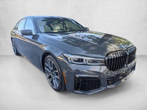 2022 BMW 740 i xDrive