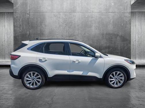 2021 Ford Escape Titanium