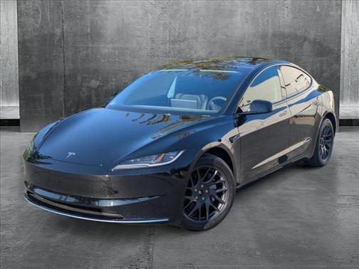 2025 Tesla Model 3 Long Range