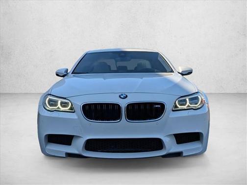 Alpine White 2016 BMW M5 Base