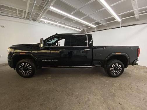 2025 GMC Sierra 2500 Denali Ultimate