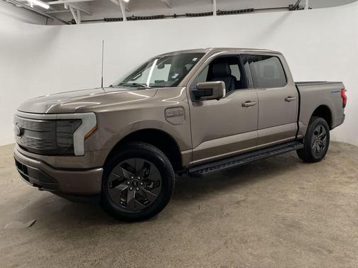 2023 Ford F-150 Lightning LARIAT