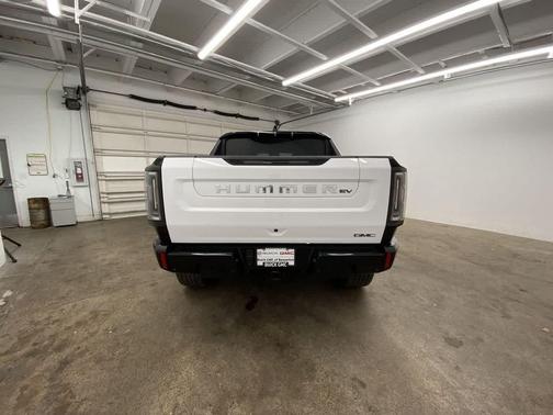 Interstellar White 2024 GMC HUMMER EV Pickup 3X