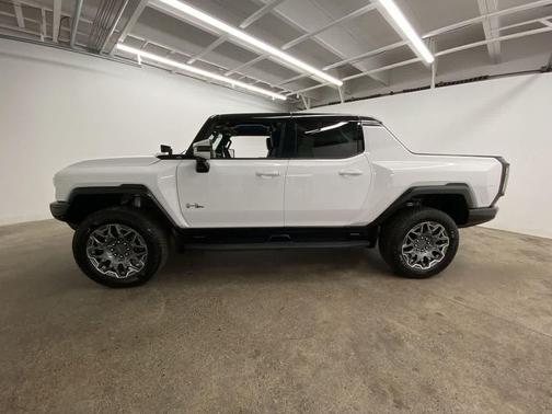 Interstellar White 2024 GMC HUMMER EV Pickup 3X