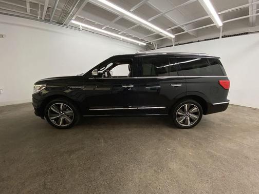 2019 Lincoln Navigator Black Label