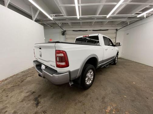 Bright White Clearcoat 2020 RAM 2500 Laramie Crew Cab 4x4 6'4' Box