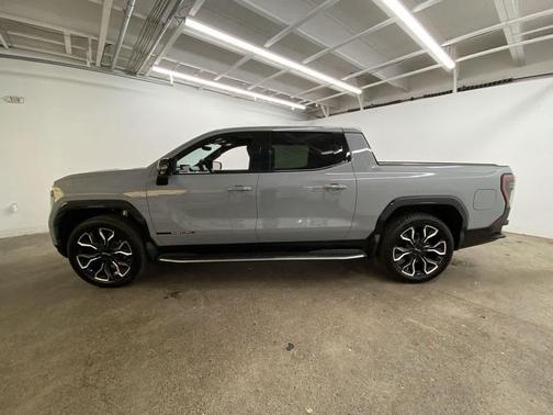 2024 GMC Sierra EV Denali Edition 1