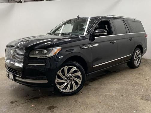2023 Lincoln Navigator Reserve