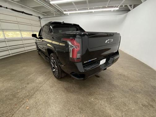 2024 Chevrolet Silverado EV First-Edition RST 4WD