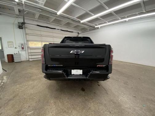 2024 Chevrolet Silverado EV First-Edition RST 4WD