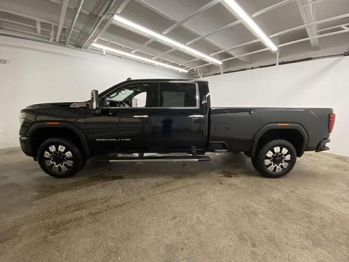 2024 GMC Sierra 3500 Denali
