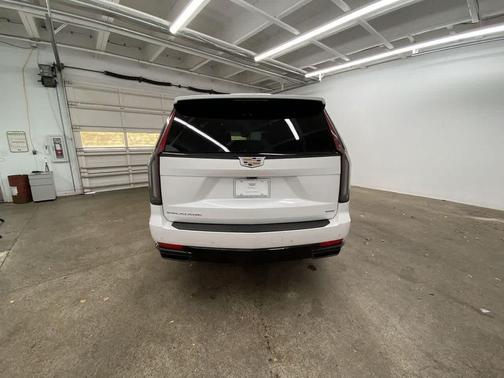 2021 Cadillac Escalade ESV Sport