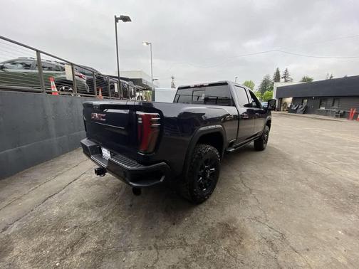 Titanium Rush Metallic 2024 GMC Sierra 2500 AT4