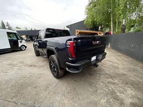 Titanium Rush Metallic 2024 GMC Sierra 2500 AT4