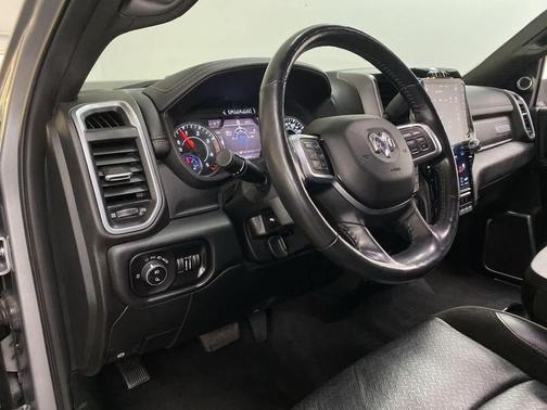 2020 RAM 3500 Laramie Crew Cab 4x4 6'4' Box