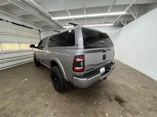 2020 RAM 3500 Laramie Crew Cab 4x4 6'4' Box