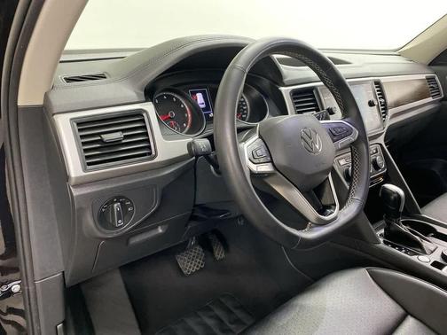 2021 Volkswagen Atlas 3.6L SE w/Technology