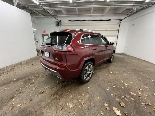 2019 Jeep Cherokee Overland