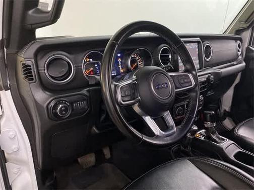 2022 Jeep Gladiator Overland