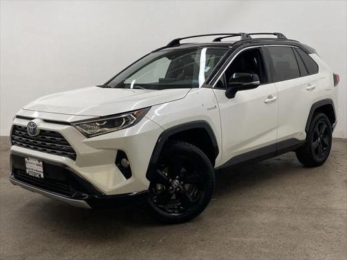 2021 Toyota RAV4 Hybrid SE