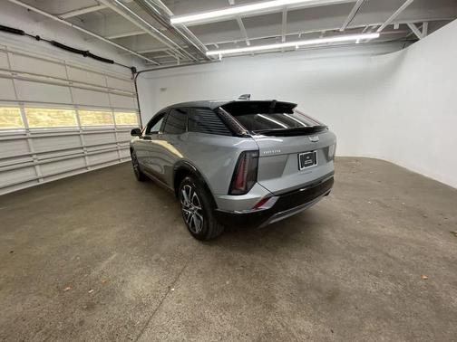 2025 Cadillac OPTIQ Sport 2 AWD