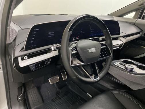 2025 Cadillac OPTIQ Sport 2 AWD