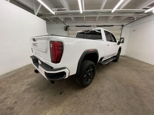 2024 GMC Sierra 2500 Denali