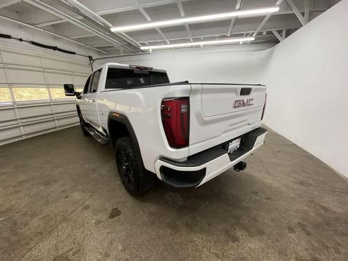 2024 GMC Sierra 2500 Denali