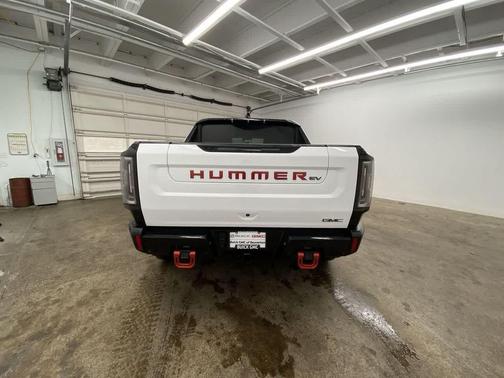Interstellar White 2024 GMC HUMMER EV Pickup 2X