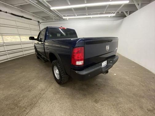 2017 RAM 2500 Tradesman Crew Cab 4x4 6'4' Box