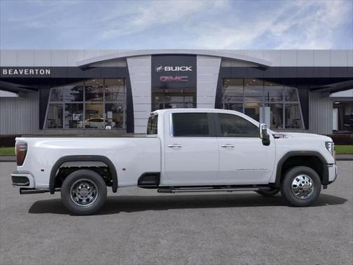 2025 GMC Sierra 3500 Denali