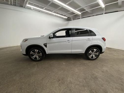 2025 Mitsubishi Outlander Sport 2.0 ES