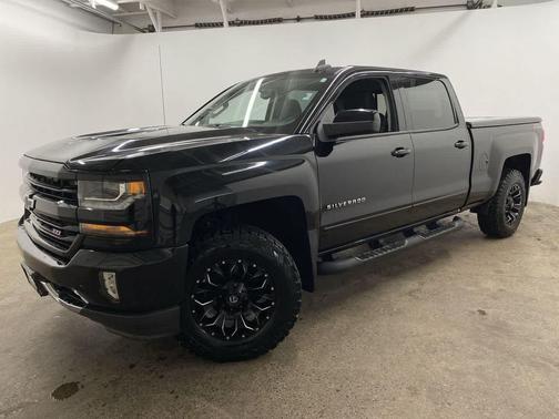 2017 Chevrolet Silverado 1500 2LT