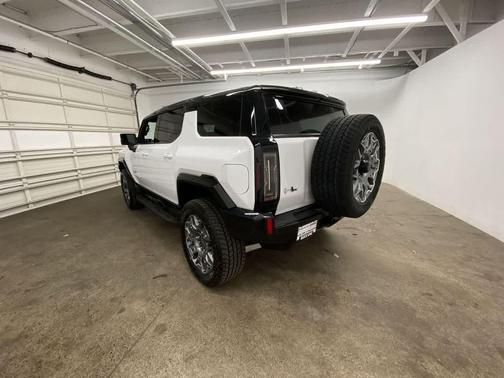 Interstellar White 2024 GMC HUMMER EV SUV 3X