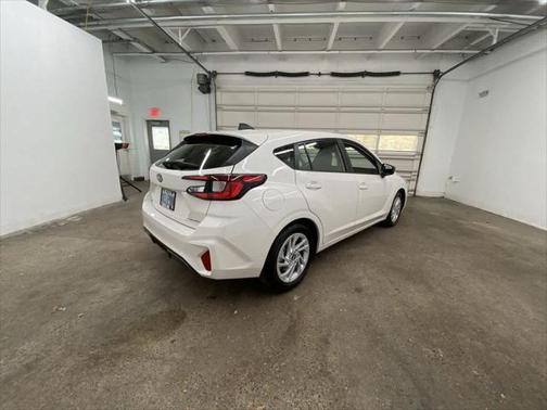 2024 Subaru Impreza Base