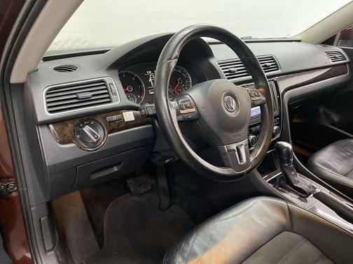 2014 Volkswagen Passat 2.0L TDI DSG SEL Premium