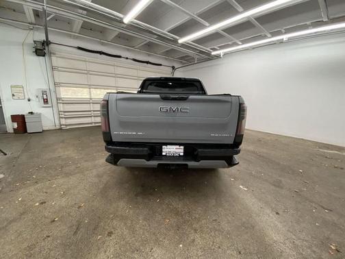 2024 GMC Sierra EV Denali Edition 1