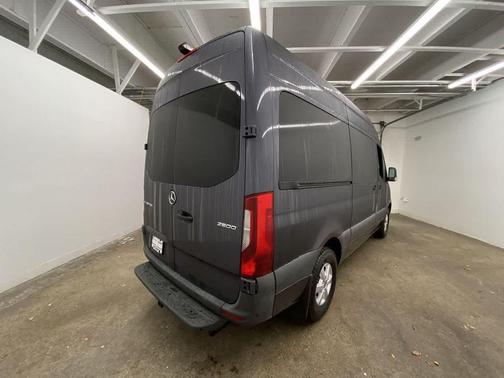 2020 Mercedes-Benz Sprinter 2500 Standard Roof