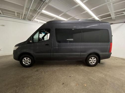 2020 Mercedes-Benz Sprinter 2500 Standard Roof