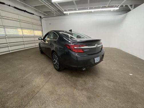 2016 Buick Regal Turbo Sport Touring
