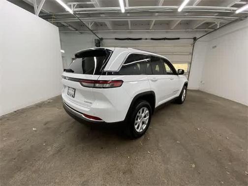2023 Jeep Grand Cherokee Limited X
