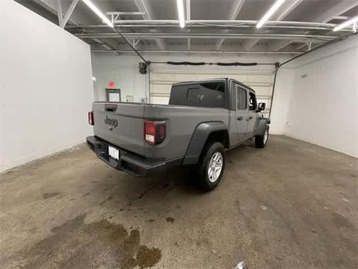 2023 Jeep Gladiator Sport S