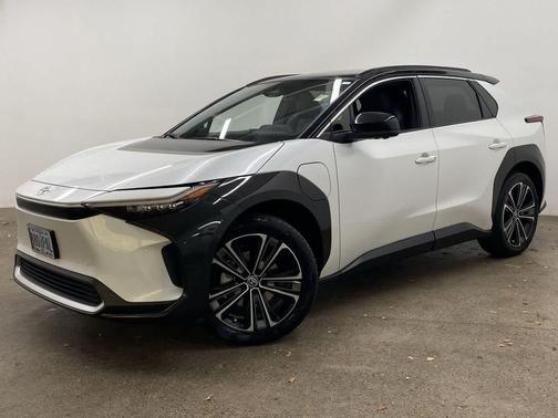2023 Toyota bZ4X Limited
