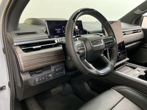 2024 GMC Sierra EV Denali Edition 1